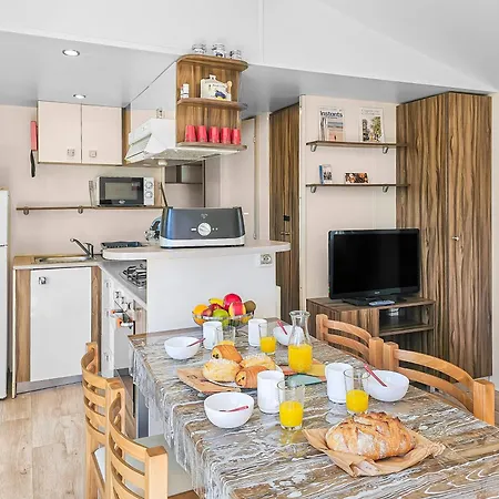 Camping Cerisya, Terrasse Semi Couverte Litteau