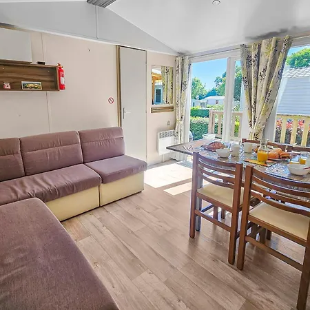 Camping Cerisya, Terrasse Semi Couverte